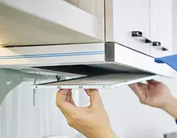 Instalação de coifa e depurador