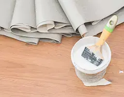 Instalação de papel de parede