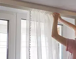 Instalação de persiana e cortina
